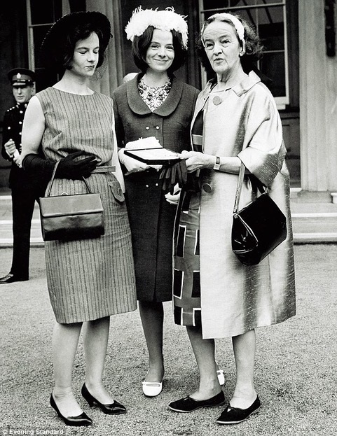 Barbara Hepworth with her daughters Rachel and Sarah, 1965